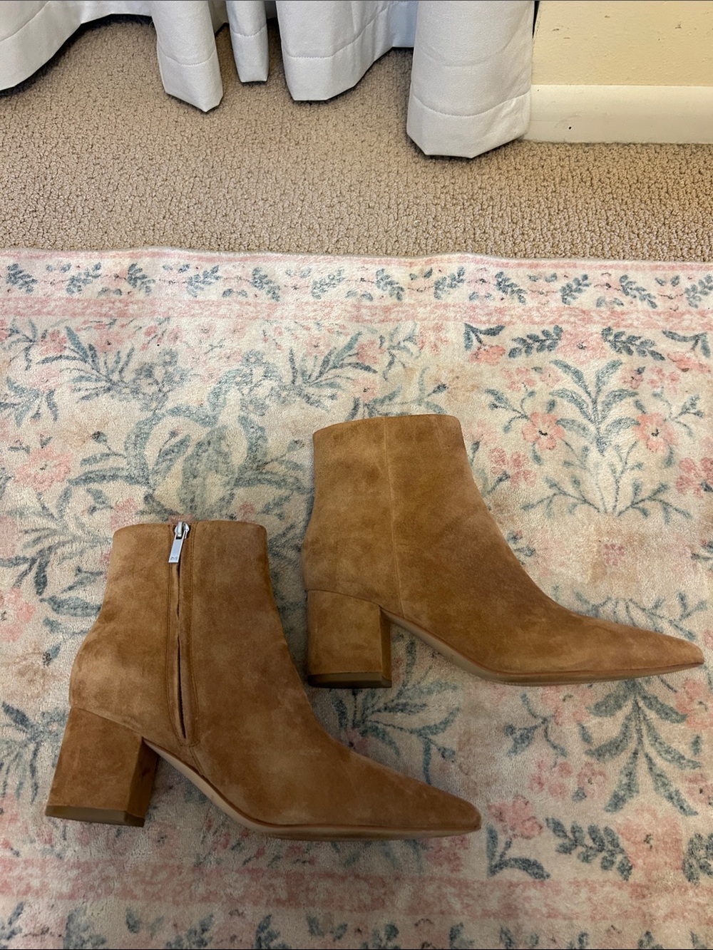 💕Marc Fisher Women's Suede Ankle Booties in Camel with Side Zip💕 - Picture 6 of 9